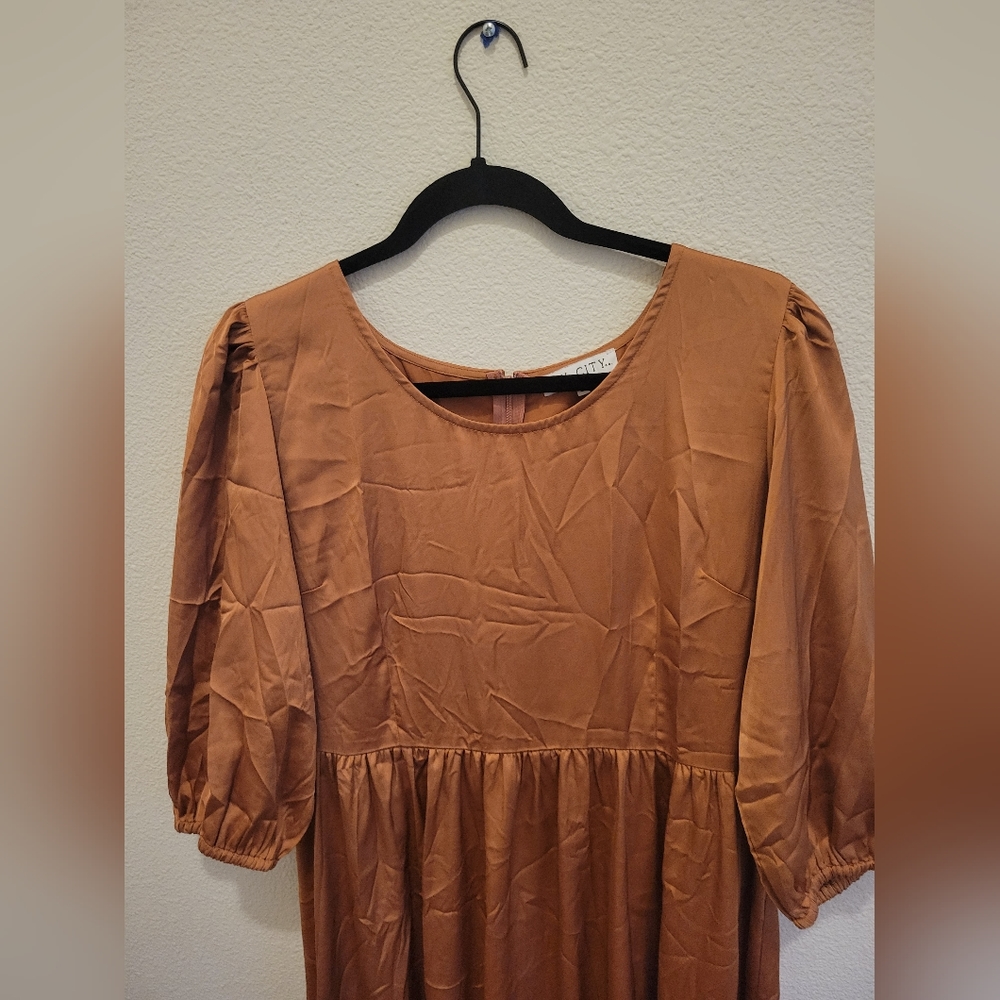 Genevieve Dress - Picture 3 of 3